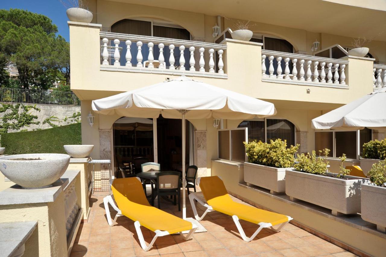 Van Der Valk Hotel Barcarola Sant Feliu de Guixols Bagian luar foto