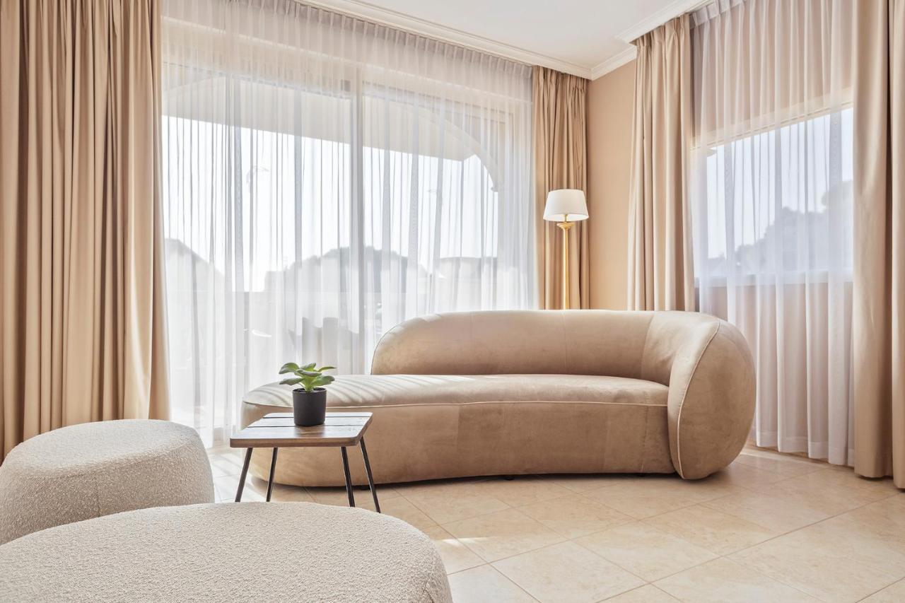Van Der Valk Hotel Barcarola Sant Feliu de Guixols Bagian luar foto